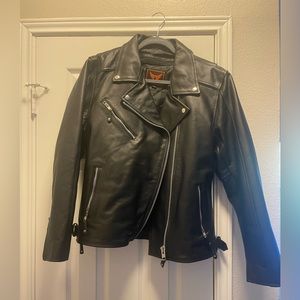 A&H Women’s heavy leather jacket.